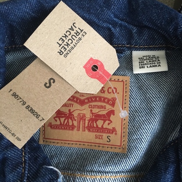 Levi’s limited edition Handmaids tale denim jacket - Picture 3 of 7